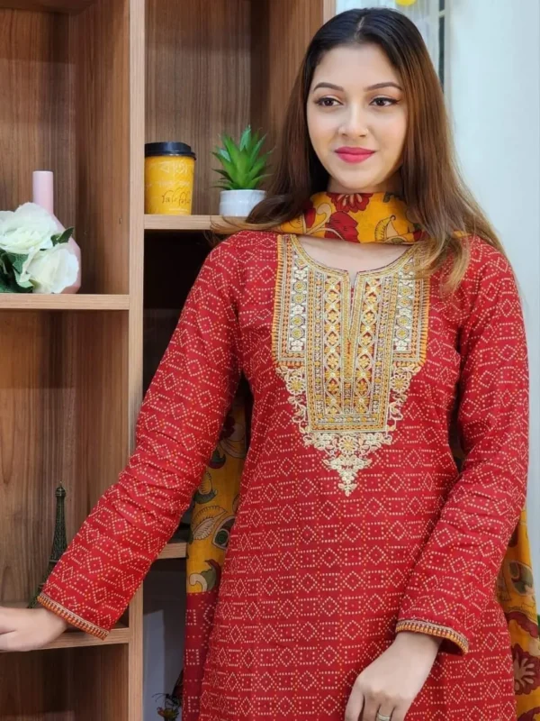 আন স্টিচড থ্রি পিস - Image 2